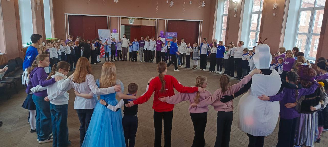 Слёт Орлят России Слёт Орлят России.