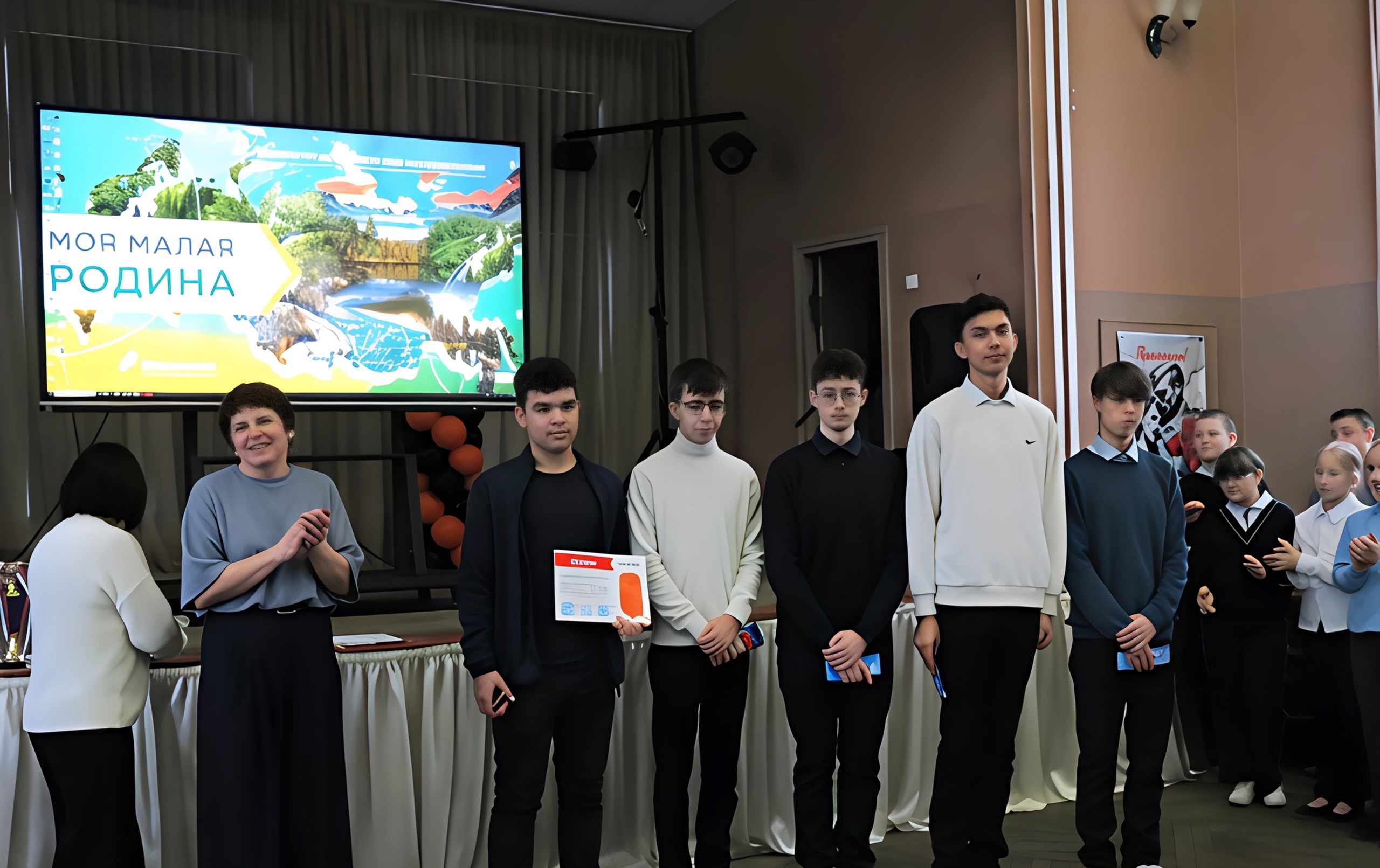 Школьная традиция.