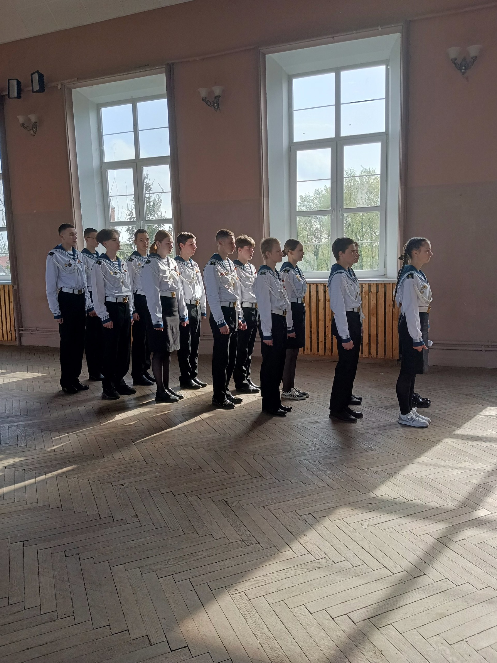 Сегодня 4 этап смотра строя и песни... Сегодня 4 этап смотра строя и песни....